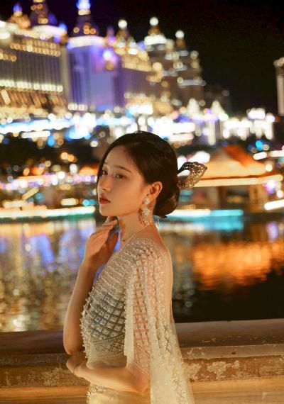 秋霞手机看片