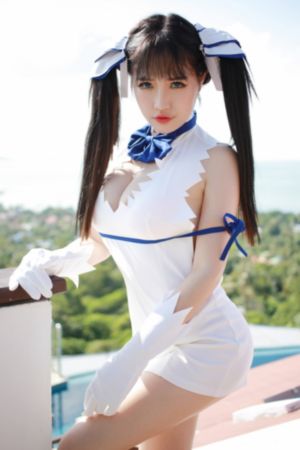 老板一边开会一边摸秘书