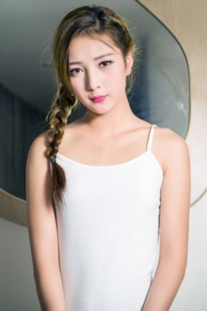 迷人的大胸有夫之妇