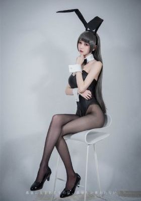 年上大佬掌心宠女儿救妈妈短剧
