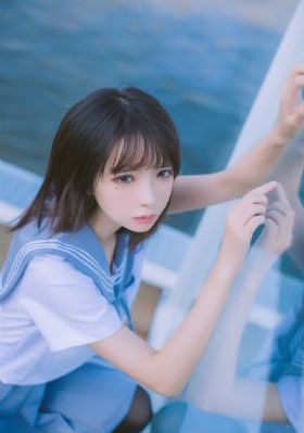 年轻女的老师2中字在线